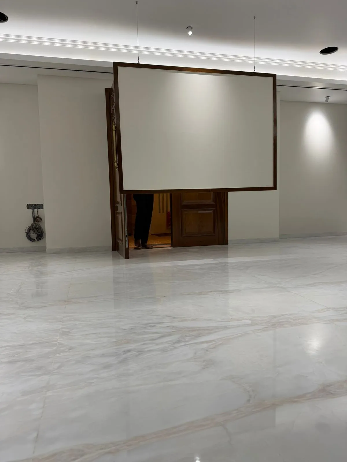 Utsav Seth and Manjari Seth Residence photo 2