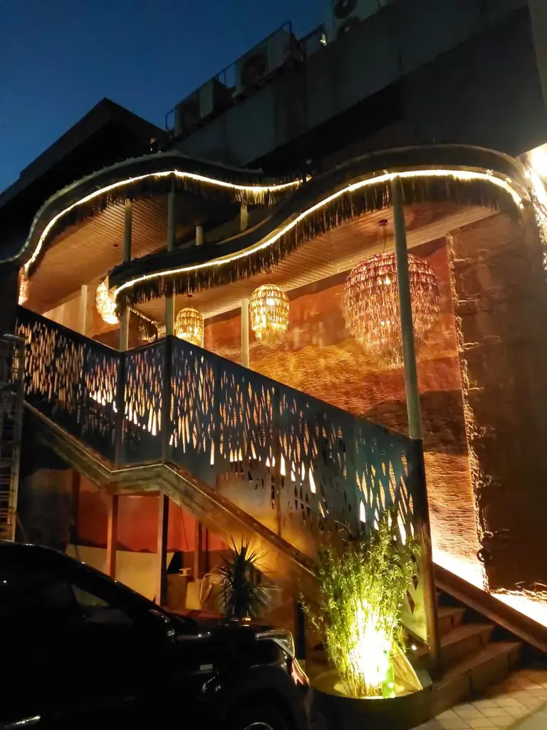 Waikiki photo 27